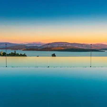 Vila Villa Aurora Kerasia Agnítsini