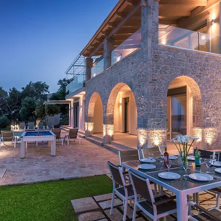 Villa Aurora Kerasia * Agnítsini